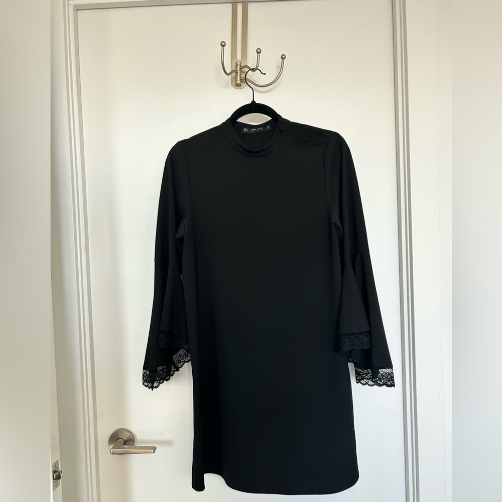Elegant Black Lace Trim Dress
